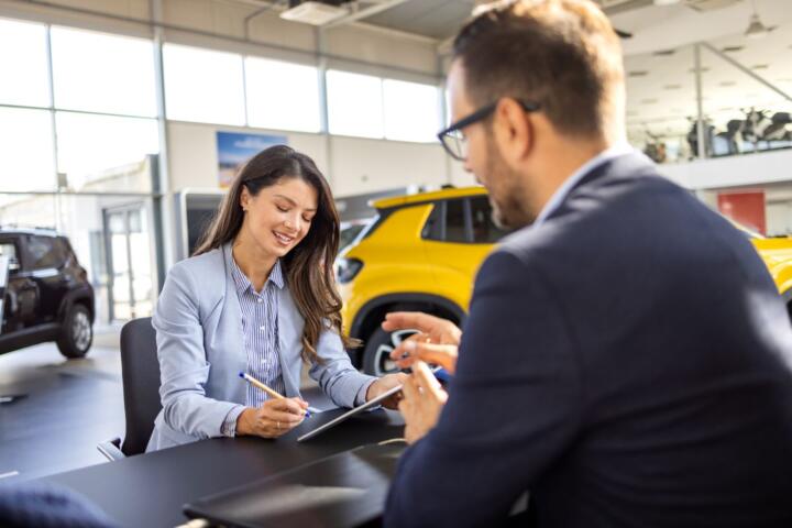How to Compare Two Auto Policies